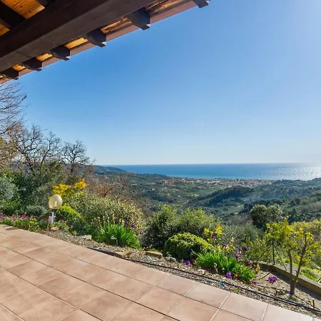 Pleasant Holiday In Merea With Sea View Diano Castello